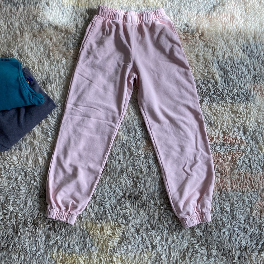 Brandy Melville Rosa Sweatpants
